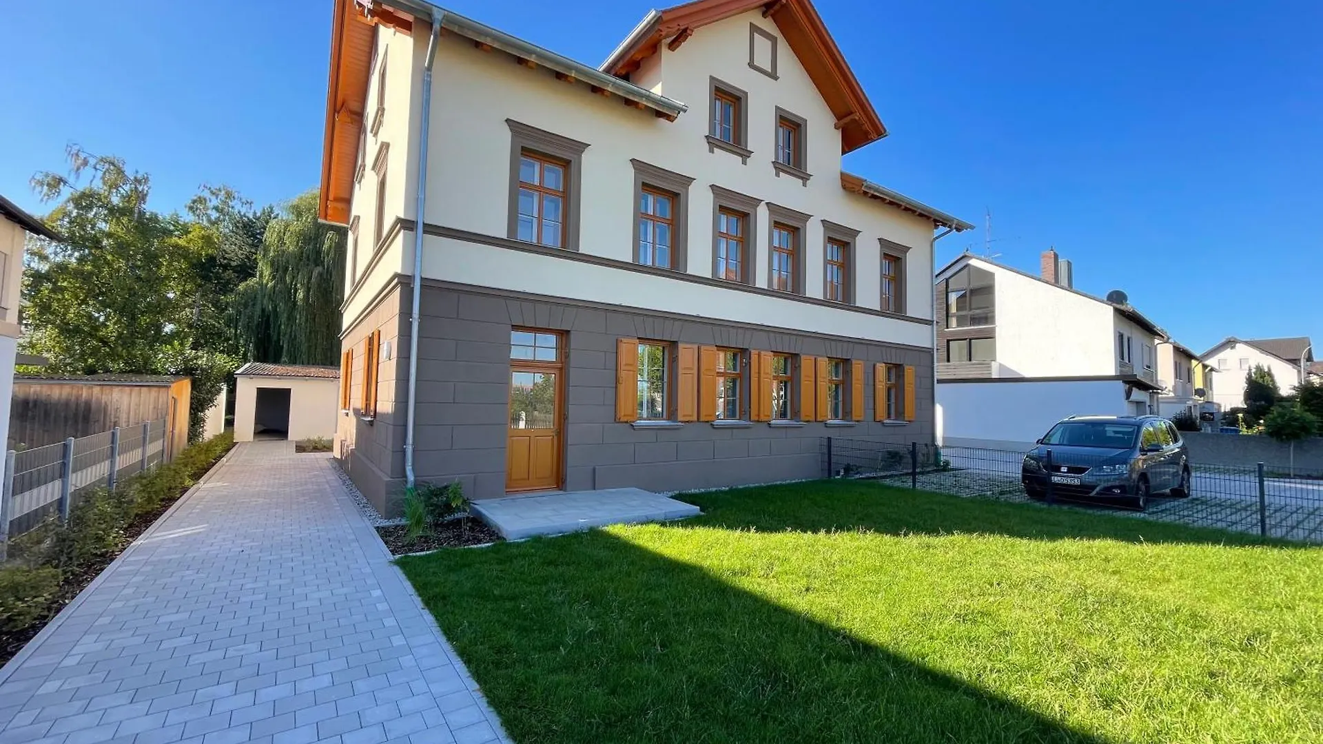 Aparthotel E&K Living - Design Apartments - Netflix - Audi - In Village - Free Parking Ingolstadt