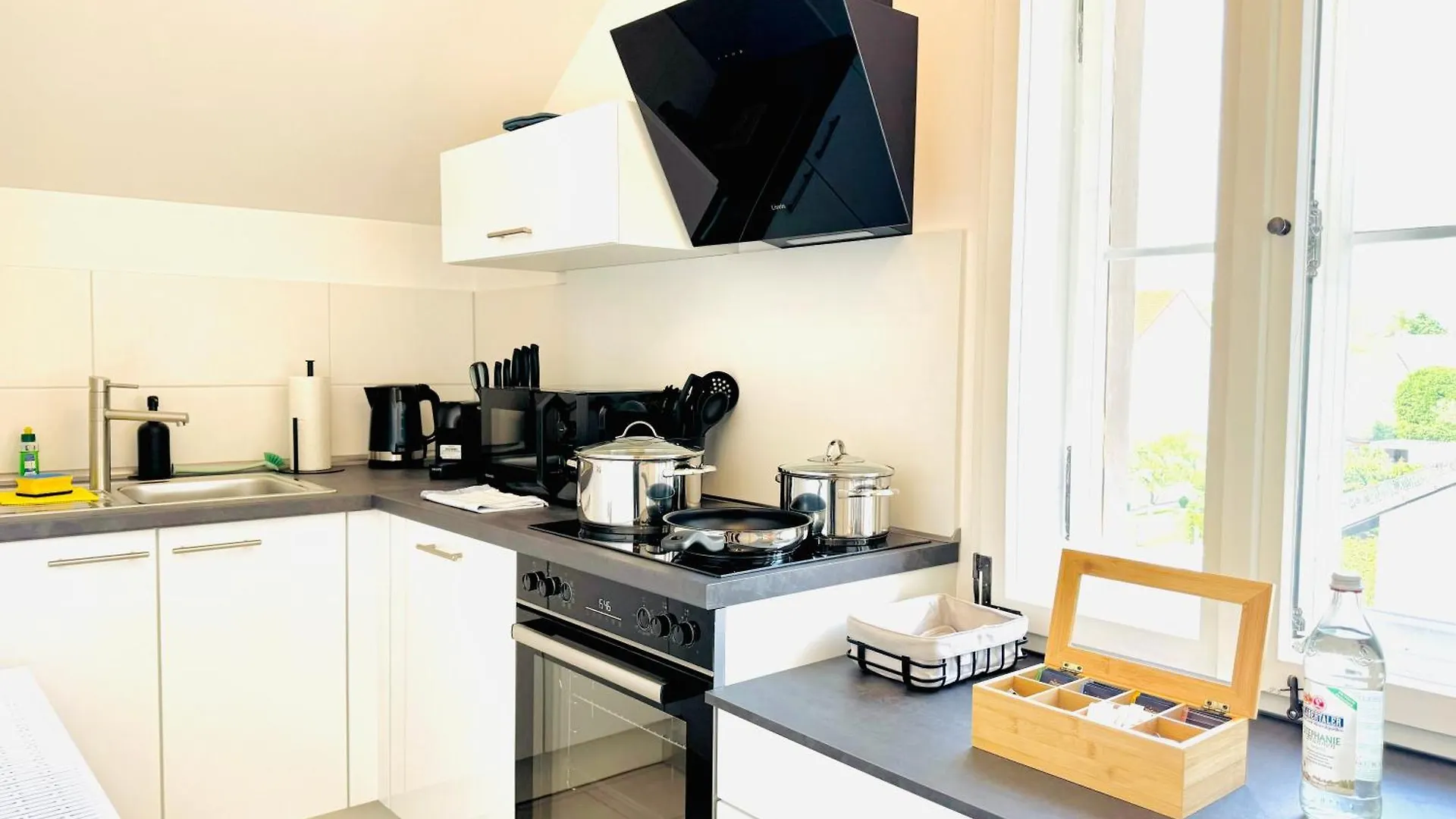 E&K Living - Design Apartments - Netflix - Audi - In Village - Free Parking Ingolstadt Aparthotel