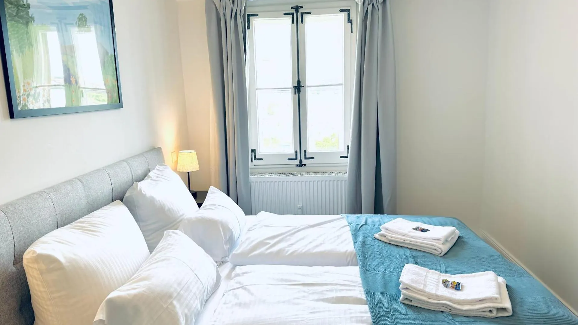 E&K Living - Design Apartments - Netflix - Audi - In Village - Free Parking Ingolstadt