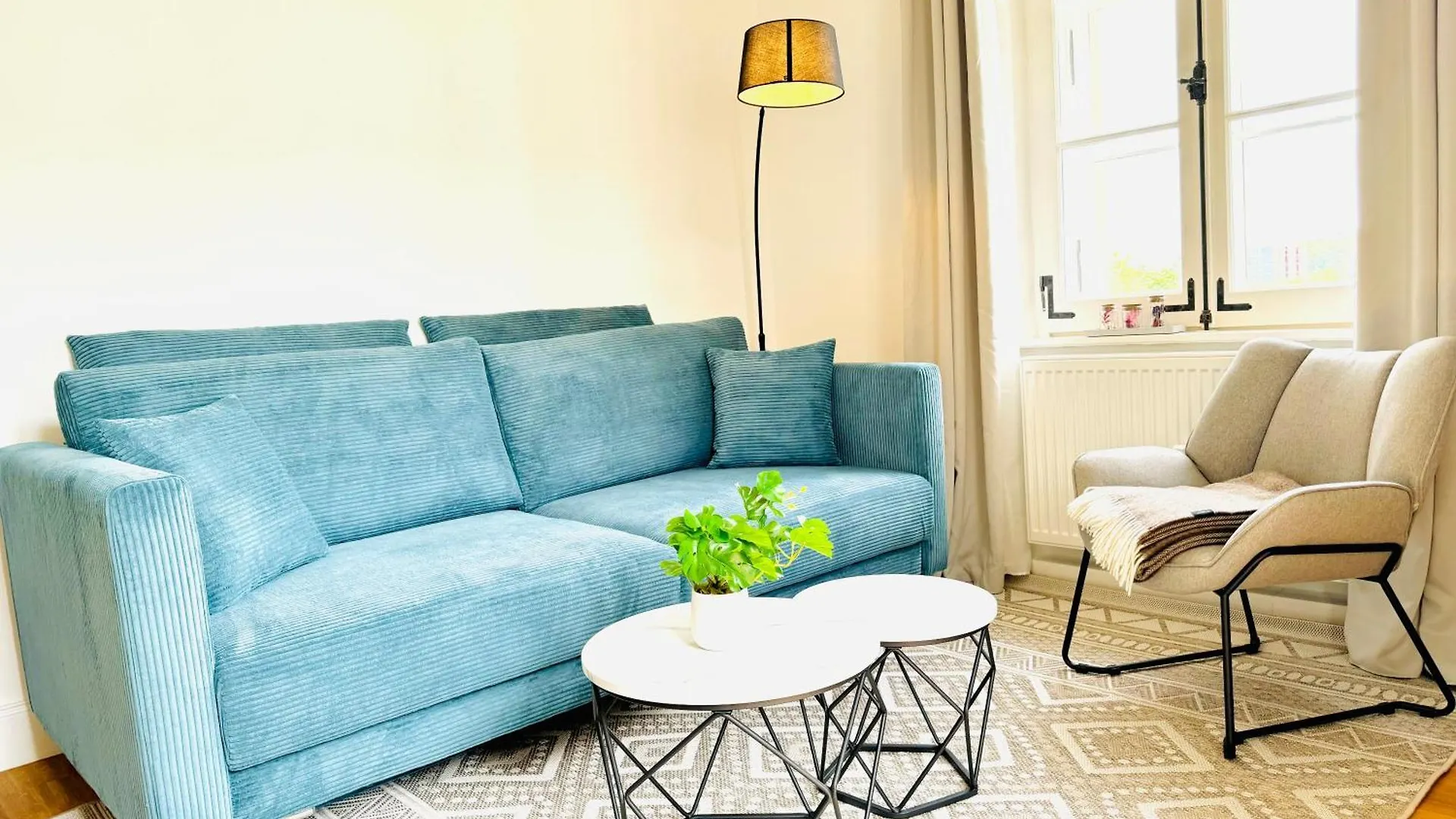 E&K Living - Design Apartments - Netflix - Audi - In Village - Free Parking Ingolstadt