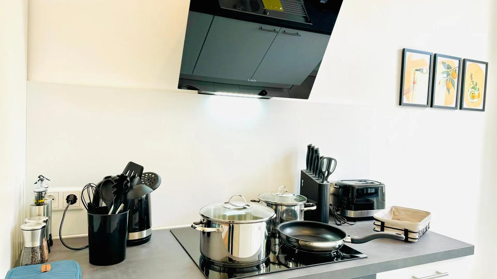 E&K Living - Design Apartments - Netflix - Audi - In Village - Free Parking Ingolstadt Aparthotel