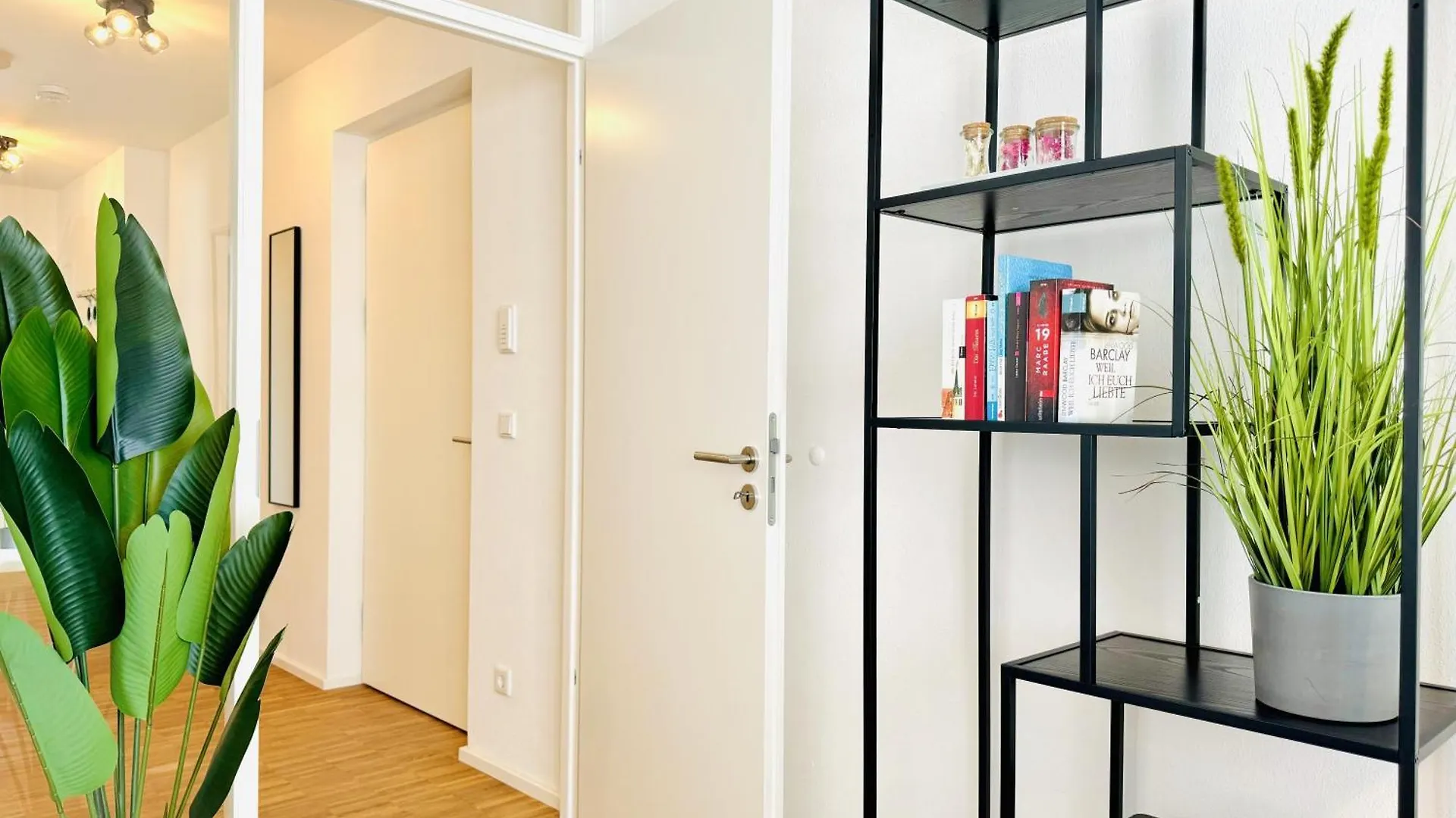 E&K Living - Design Apartments - Netflix - Audi - In Village - Free Parking Ingolstadt Aparthotel