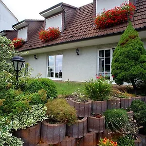 https://landhaus-marsdorf.dresdenhotels.net